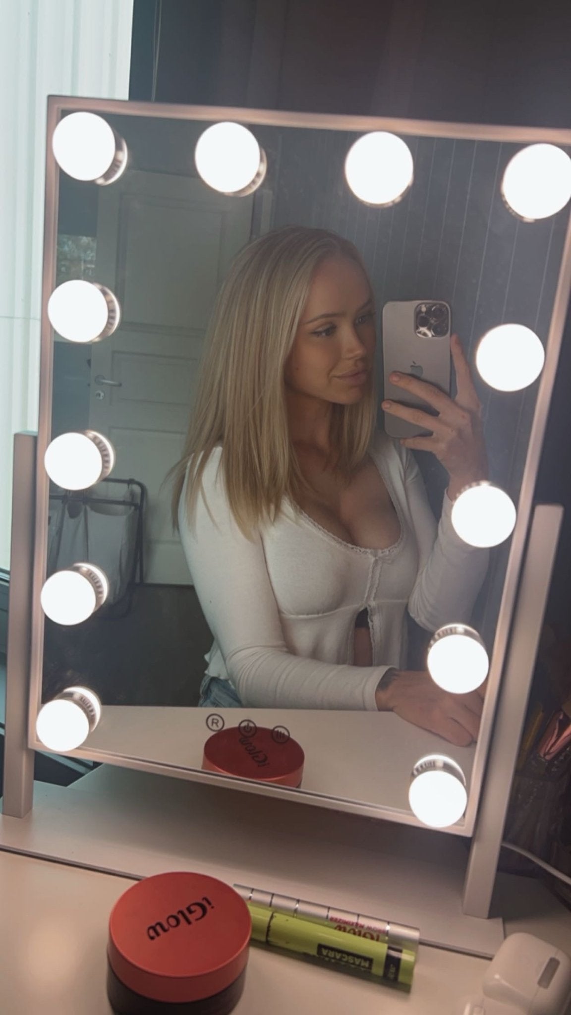 iGlow Makeup Mirror - Sminkespeil / Hvit - iGlow.no