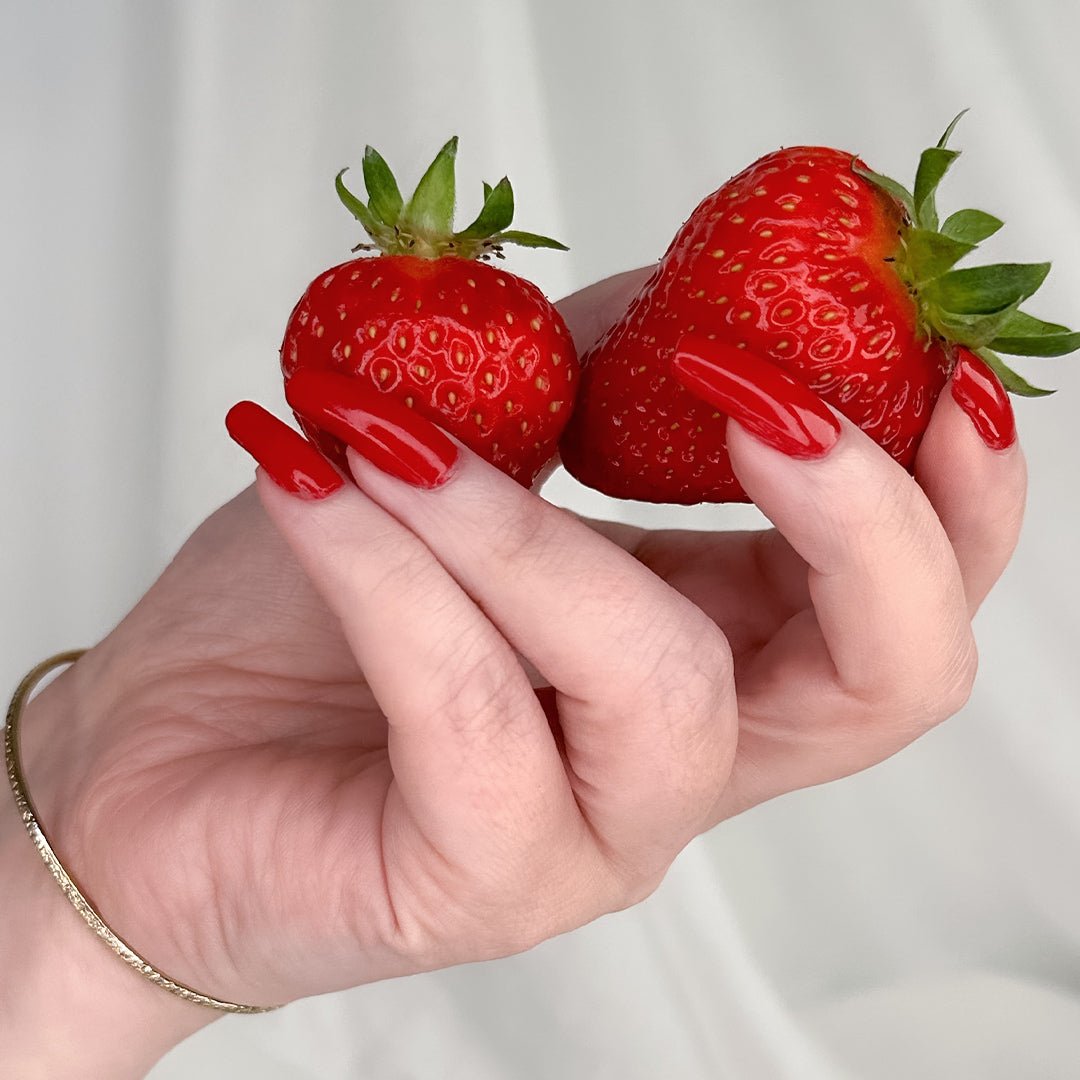 iGlow Neglelakk - Brave Red (Rød) - iGlow.no