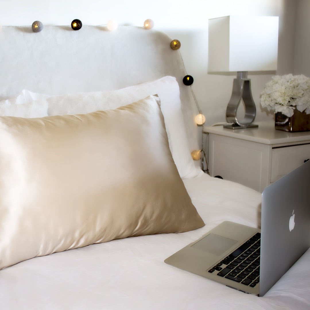 iGlow Silkeputetrekk - Champagne Dreams (Sjampanje) - iGlow.no