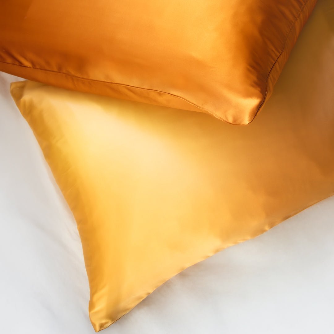 iGlow Silkeputetrekk - Divine Gold (Gylden gul) - iGlow.no