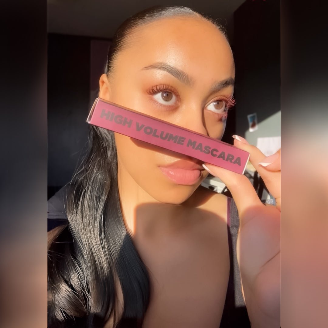 Vippeserum & High Volume Mascara Kit - Burgundy - iGlow.no