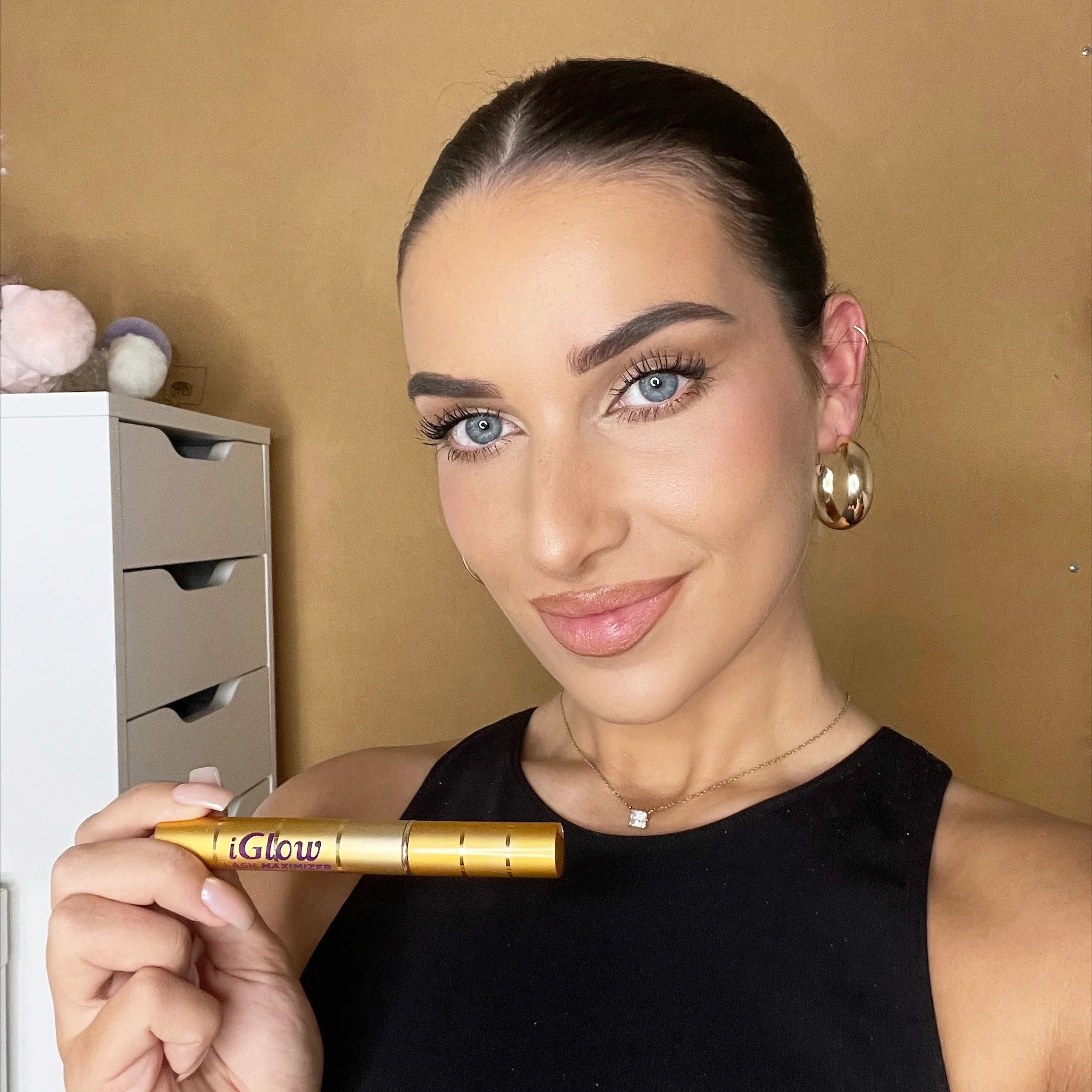 iGlow Lash Maximizer & Clarifying Serum