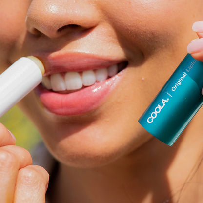 Coola - Classic Liplux Lip Balm SPF30, Original - iGlow.no