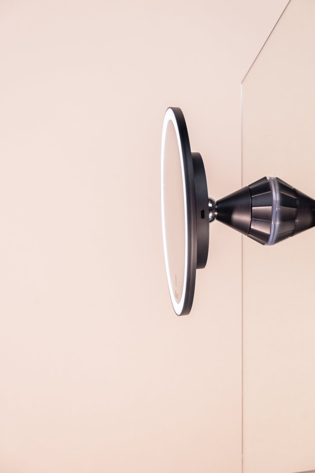 iGlow Halo Flex - LED-speil med sugekopp - iGlow.no