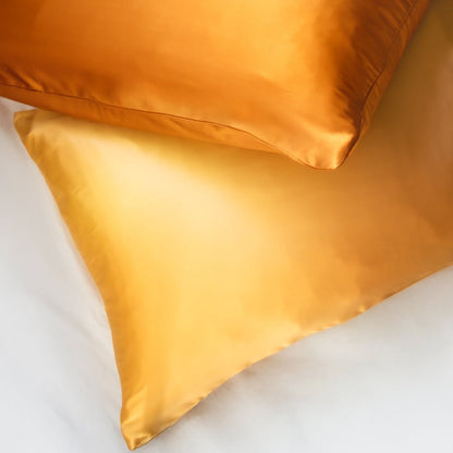 iGlow Silkeputetrekk - Divine Gold (Gylden gul) - iGlow.no