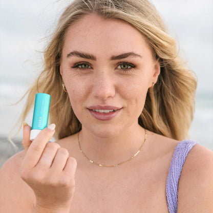 Coola - Classic Liplux Lip Balm SPF30, Original - iGlow.no