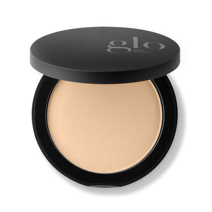 glo Skin Beauty - Pressed Base, Golden Medium - iGlow.no